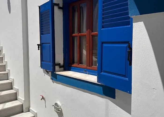 Cycladic Relaxation Corner ثيرا