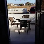 Daire Cycladic Relaxation Corner