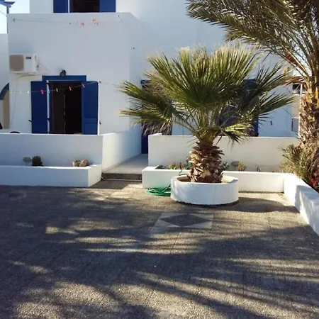 Cycladic Relaxation Corner *